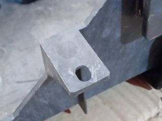 bontott MAZDA CX-7 Akkumulátor Tartó