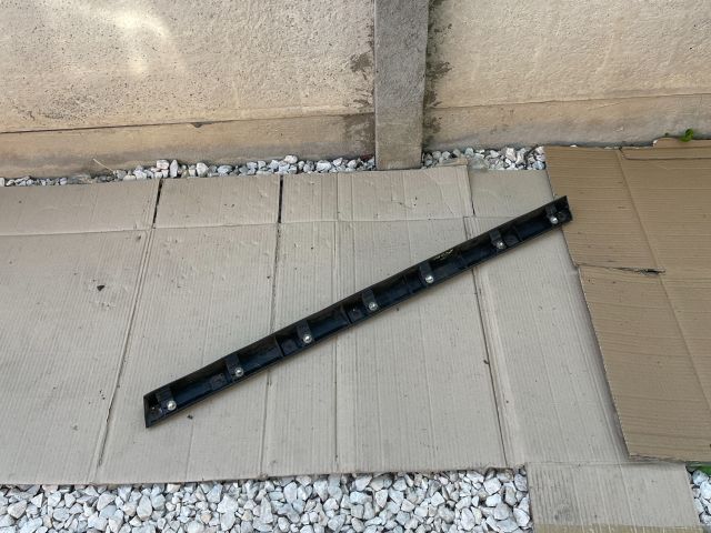 bontott MAZDA CX-7 Bal első Ajtó Díszléc