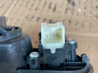 bontott MAZDA CX-7 Bal első Belső Kilincs