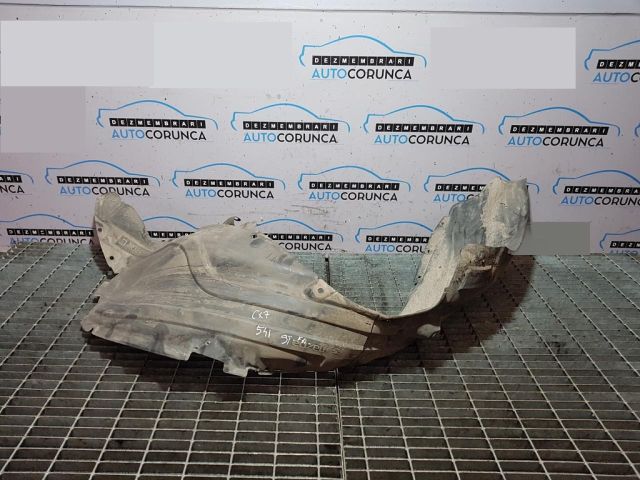 bontott MAZDA CX-7 Bal első Dobbetét (Kerékjárati, Műanyag)