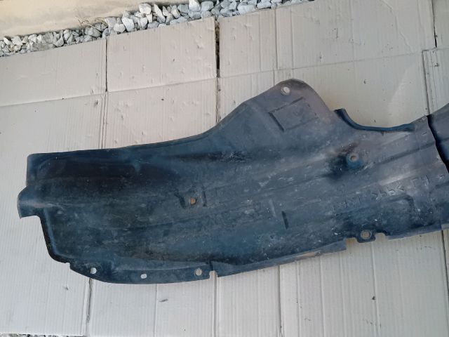 bontott MAZDA CX-7 Bal első Első Dobbetét (Kerékjárati, Műanyag)