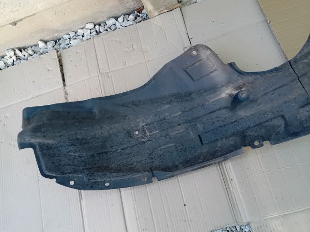 bontott MAZDA CX-7 Bal első Első Dobbetét (Kerékjárati, Műanyag)