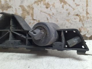 bontott MAZDA CX-7 Bal első Oldal Lökhárító Tartó (Műanyag)