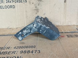 bontott MAZDA CX-7 Bal első Sárvédő Gumi