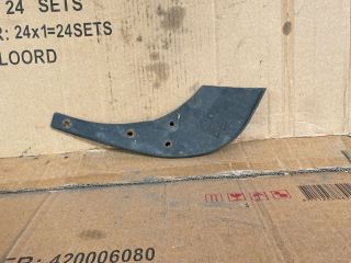 bontott MAZDA CX-7 Bal első Sárvédő Gumi