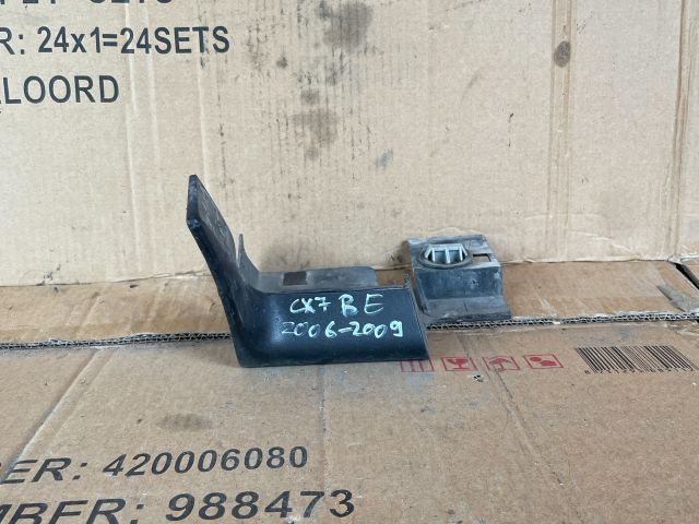 bontott MAZDA CX-7 Bal első Sárvédő Gumi