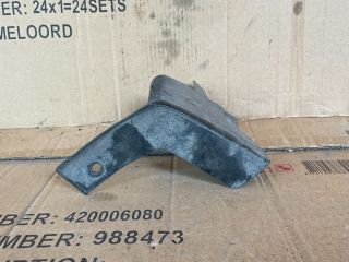 bontott MAZDA CX-7 Bal első Sárvédő Gumi