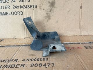 bontott MAZDA CX-7 Bal első Sárvédő Gumi