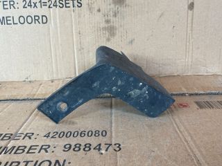 bontott MAZDA CX-7 Bal első Sárvédő Gumi