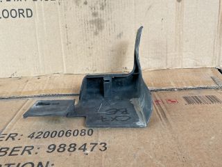 bontott MAZDA CX-7 Bal első Sárvédő Gumi