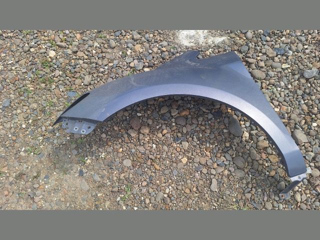 bontott MAZDA CX-7 Bal első Sárvédő