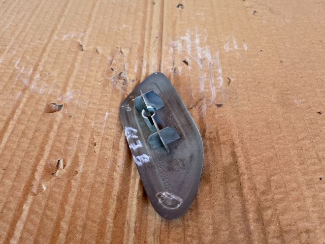 bontott MAZDA CX-7 Bal Fényszórómosó Fedél