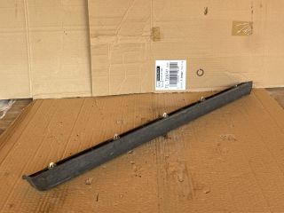 bontott MAZDA CX-7 Bal hátsó Ajtó Díszléc