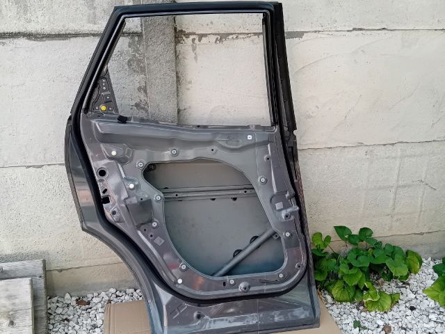 bontott MAZDA CX-7 Bal hátsó Ajtó (Üres lemez)