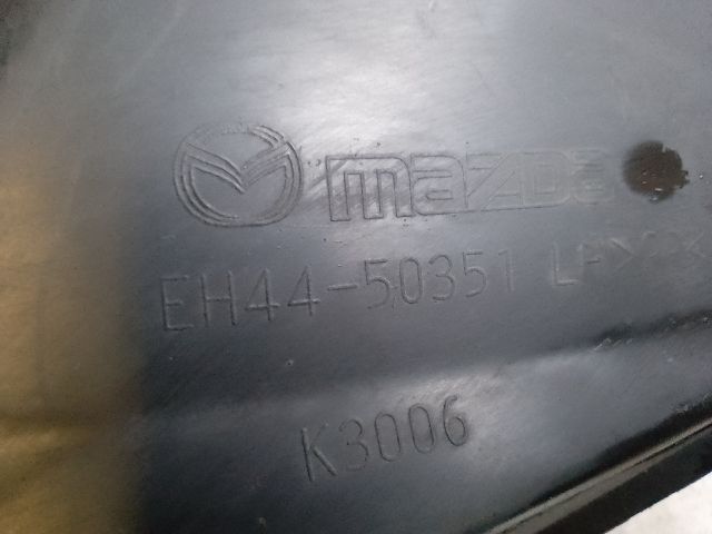 bontott MAZDA CX-7 Bal hátsó Hátsó Dobbetét (Kerékjárati, Műanyag)