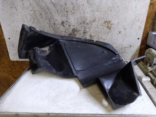 bontott MAZDA CX-7 Bal hátsó Hátsó Dobbetét (Kerékjárati, Műanyag)