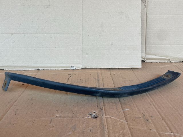 bontott MAZDA CX-7 Bal hátsó Sárvédő Gumi