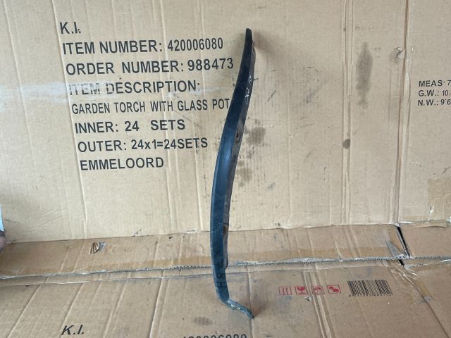 bontott MAZDA CX-7 Bal hátsó Sárvédő Gumi