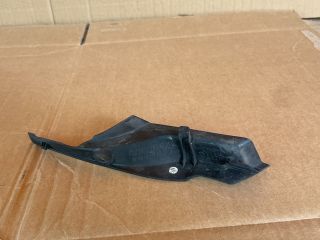 bontott MAZDA CX-7 Bal Szélvédő Alatti Vízelvezető Műanyag