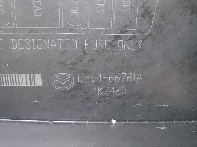 bontott MAZDA CX-7 Biztosítéktábla Fedél