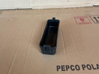 bontott MAZDA CX-7 Biztosítéktábla Fedél