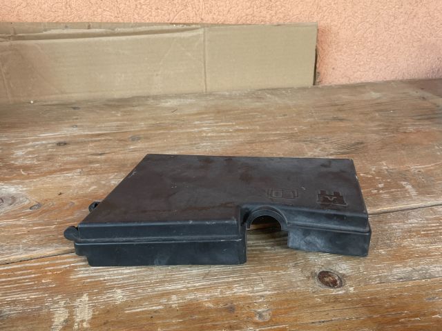 bontott MAZDA CX-7 Biztosítéktábla Fedél