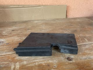 bontott MAZDA CX-7 Biztosítéktábla Fedél