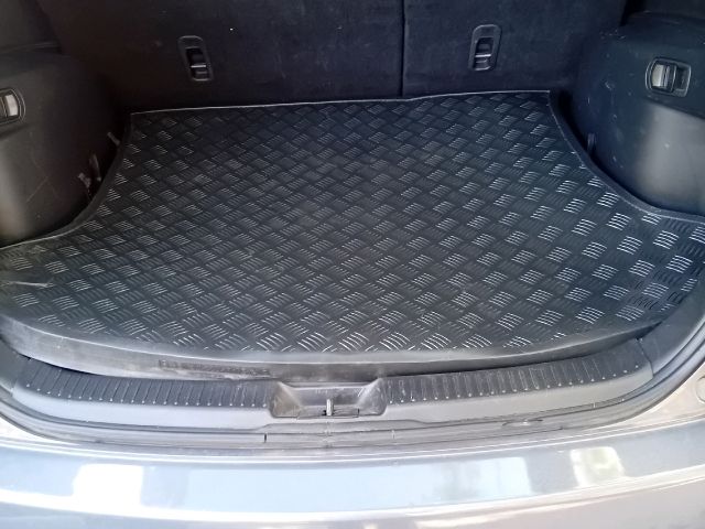 bontott MAZDA CX-7 Csomagtér Tálca