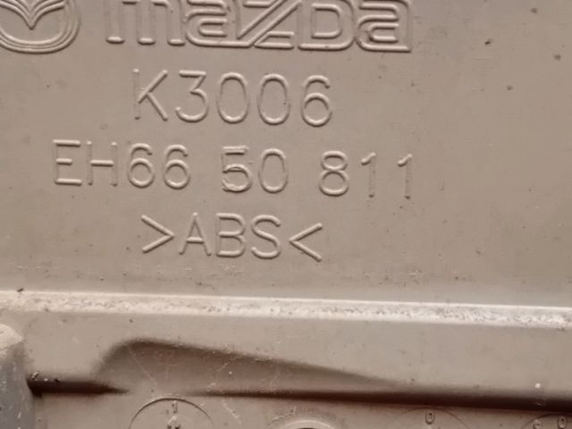 bontott MAZDA CX-7 Csomagtérajtó Burkolat Alsó