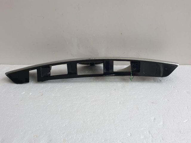 bontott MAZDA CX-7 Csomagtérajtó Kilincs