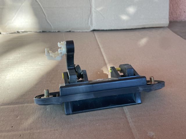 bontott MAZDA CX-7 Csomagtérajtó Kilincs