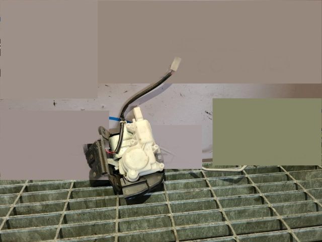 bontott MAZDA CX-7 Csomagtérajtó Zárszerkezet