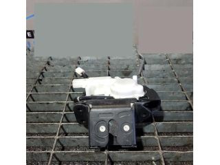 bontott MAZDA CX-7 Csomagtérajtó Zárszerkezet