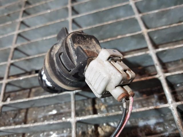 bontott MAZDA CX-7 Első Ablakmosó Szivattyú