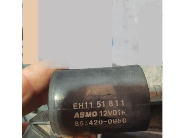 bontott MAZDA CX-7 Első Ablakmosó Szivattyú