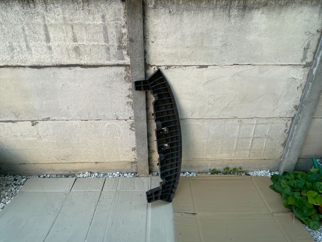 bontott MAZDA CX-7 Első Koptató