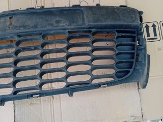 bontott MAZDA CX-7 Első Lökhárító Alsó Középső Díszrács