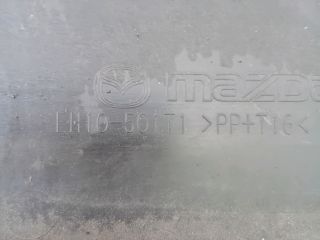 bontott MAZDA CX-7 Első Lökhárító Alsó Középső Díszrács