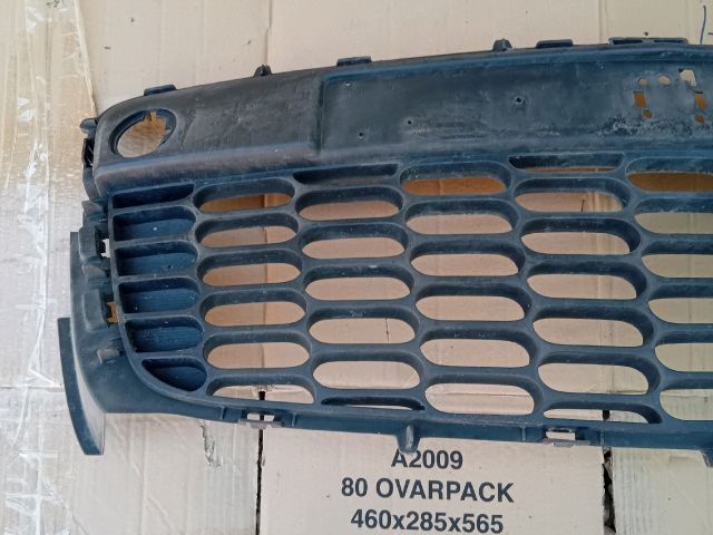 bontott MAZDA CX-7 Első Lökhárító Alsó Középső Díszrács