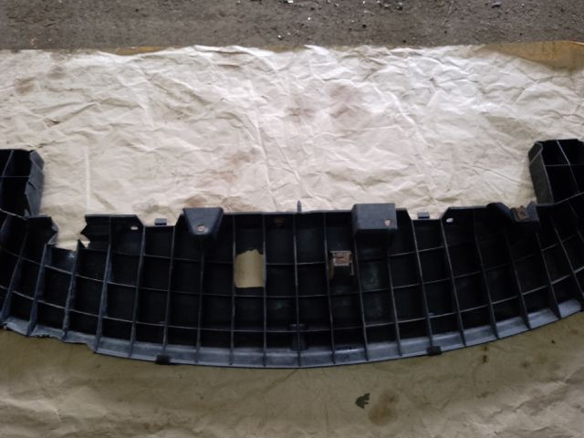 bontott MAZDA CX-7 Első Lökhárító Alsó (Műanyag)