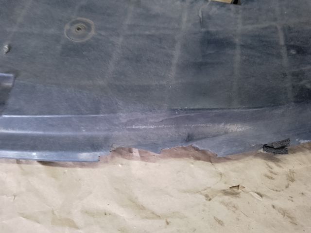 bontott MAZDA CX-7 Első Lökhárító Alsó (Műanyag)