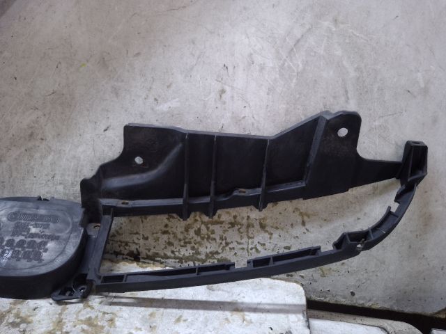 bontott MAZDA CX-7 Első Lökhárító Légterelő