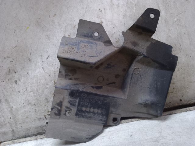 bontott MAZDA CX-7 Első Lökhárító Légterelő