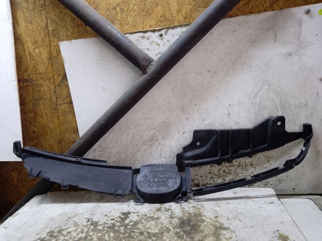 bontott MAZDA CX-7 Első Lökhárító Légterelő