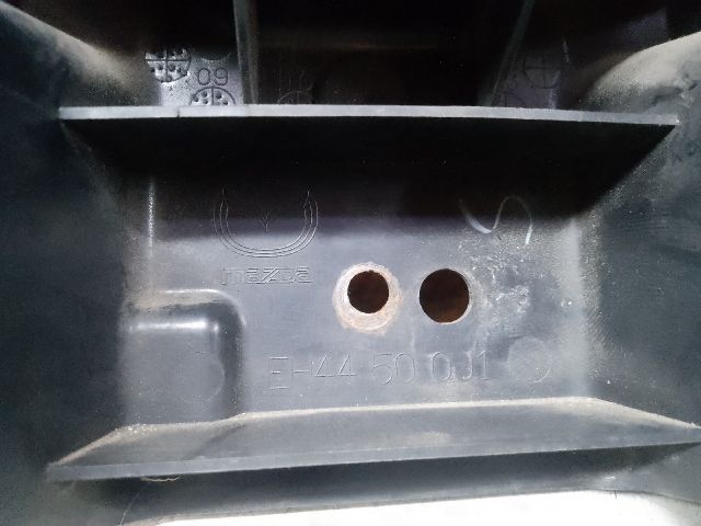 bontott MAZDA CX-7 Első Lökhárító Tartó Felső