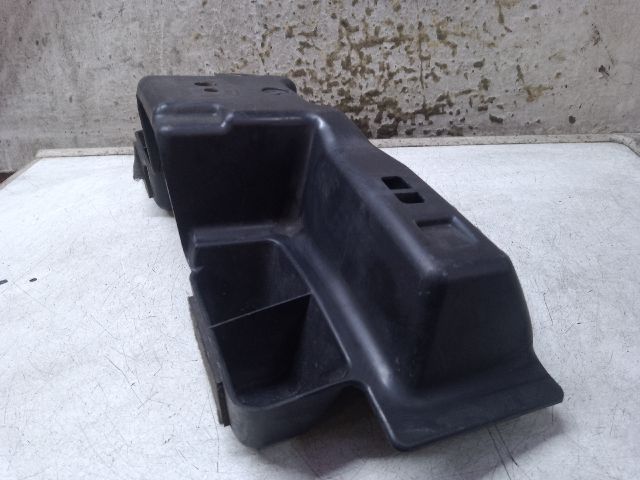 bontott MAZDA CX-7 Első Lökhárító Tartó Felső