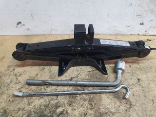 bontott MAZDA CX-7 Emelő