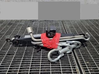 bontott MAZDA CX-7 Emelő