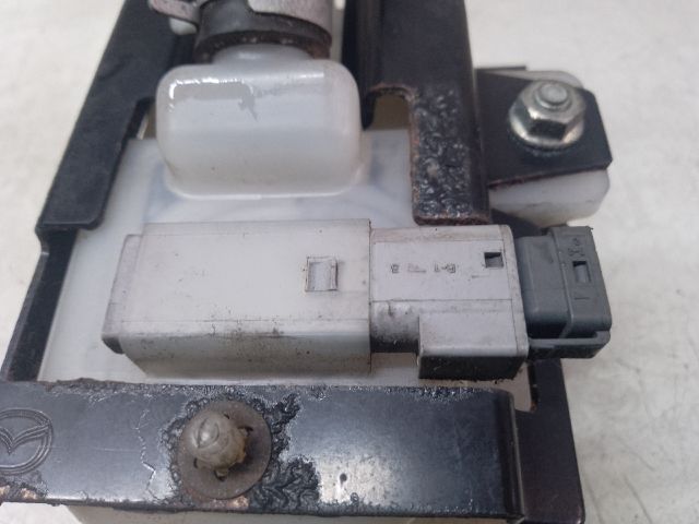 bontott MAZDA CX-7 Fékfolyadék Tartály