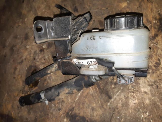 bontott MAZDA CX-7 Fékfolyadék Tartály